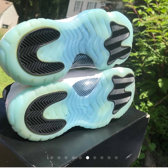 Jordan 11 legend Blue (Gs) - Picture 5 of 9